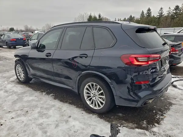5UXCR6C04N9J30219 2022 BMW X5 - Image 2