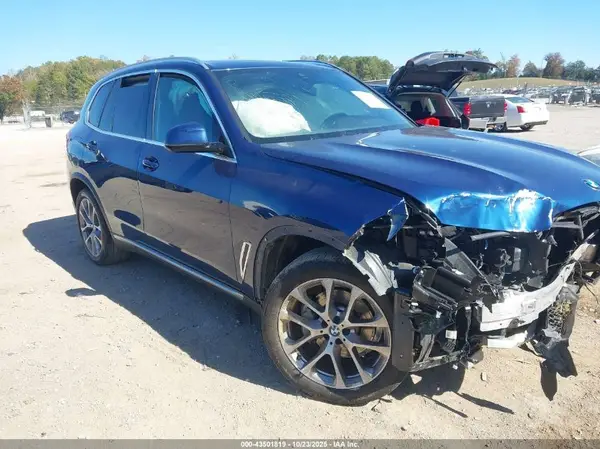 5UXCR6C04N9K60274 2022 BMW X5 - Image 1