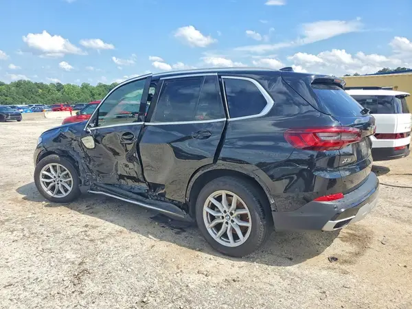 5UXCR6C04N9L94590 2022 BMW X5 - Image 2