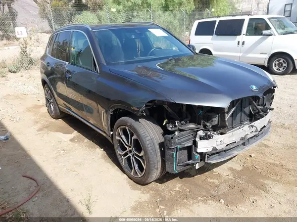 5UXCR6C04N9M18063 2022 BMW X5 - Image 1