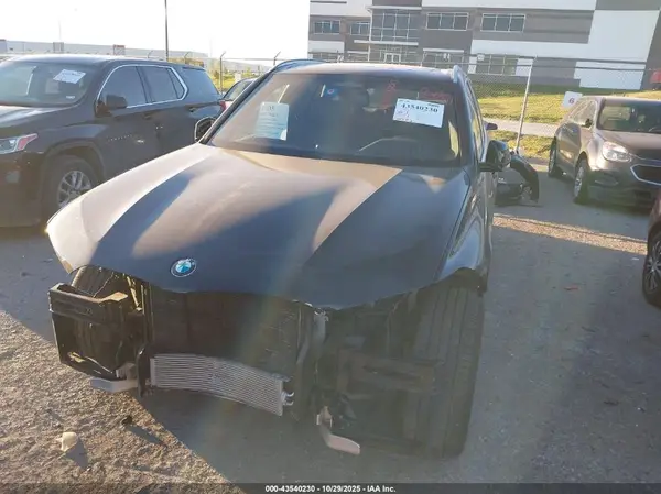 5UXCR6C04N9M58854 2022 BMW X5 - Image 2