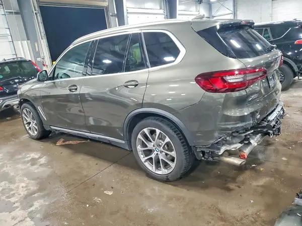 5UXCR6C04N9M69305 2022 BMW X5 - Image 2