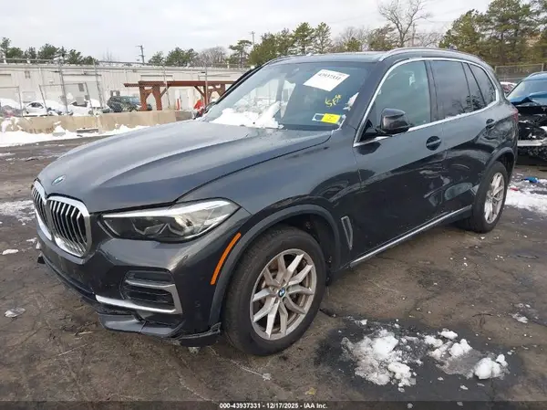 5UXCR6C04N9M80109 2022 BMW X5 - Image 2