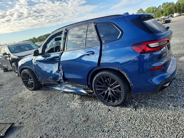 5UXCR6C04P9N69245 2023 BMW X5 - Image 2