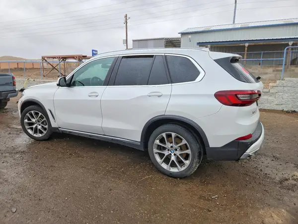 5UXCR6C04P9N87390 2023 BMW X5 - Image 2