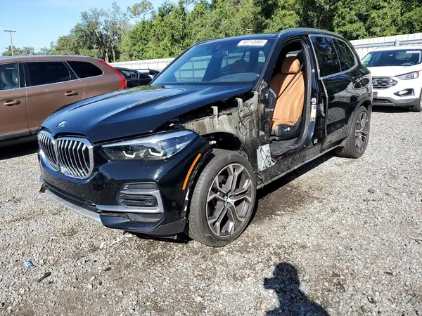 5UXCR6C04P9P15644 2023 BMW X5 - Image 1