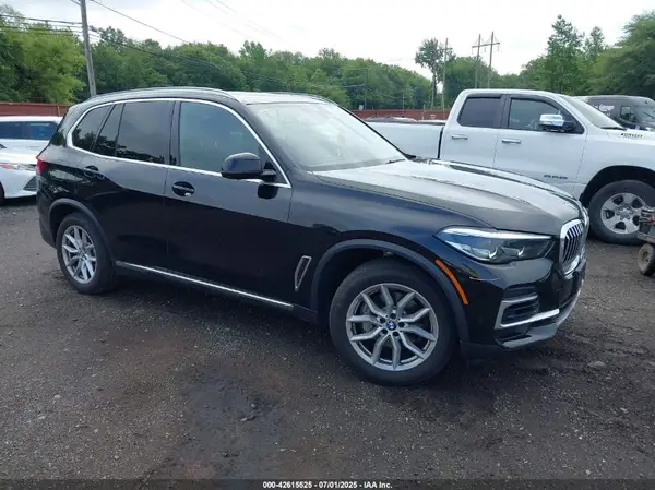 5UXCR6C04P9R36189 2023 BMW X5 - Image 1