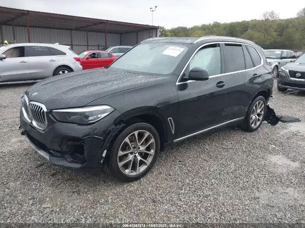 5UXCR6C04P9R78362 2023 BMW X5 - Image 2