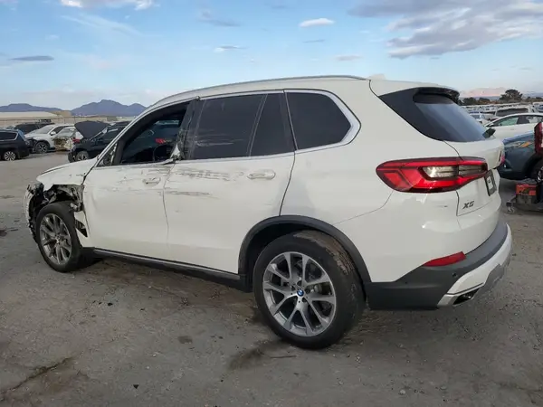 5UXCR6C05L9B61589 2020 BMW X5 - Image 2
