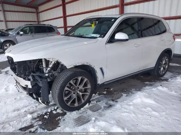 5UXCR6C05L9B83348 2020 BMW X5 - Image 2
