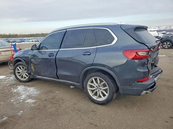 5UXCR6C05L9B94558 2020 BMW X5 - Image 2