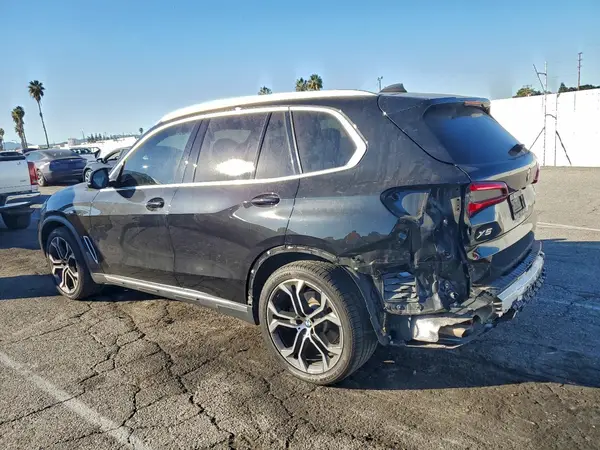 5UXCR6C05L9C15991 2020 BMW X5 - Image 2