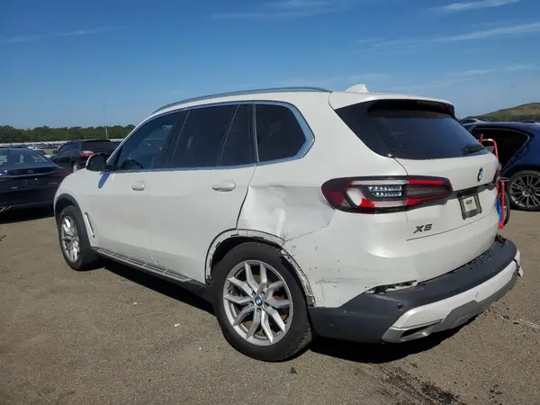 5UXCR6C05L9C61353 2020 BMW X5 - Image 2