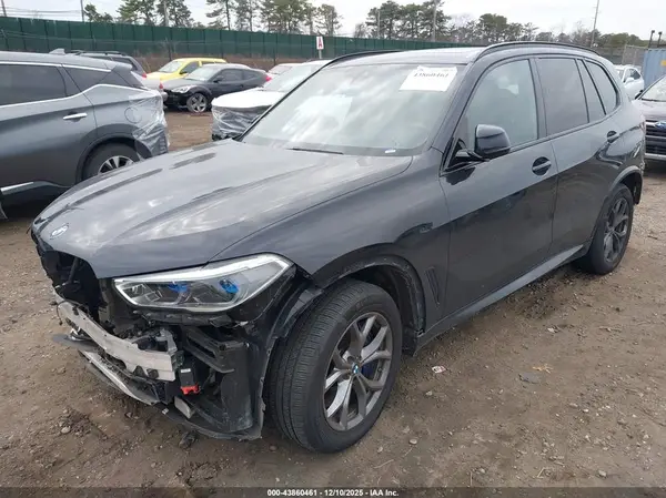 5UXCR6C05L9D41686 2020 BMW X5 - Image 2