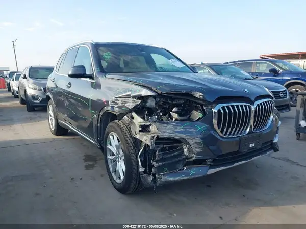 5UXCR6C05LLL66698 2020 BMW X5 - Image 1