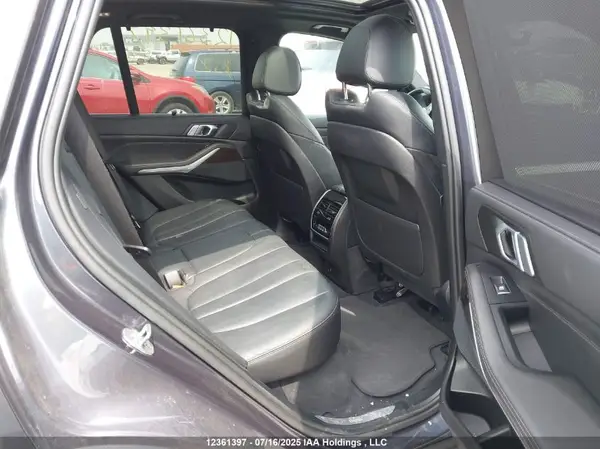 5UXCR6C05M9D89352 2021 BMW X5 - Image 8