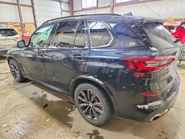 5UXCR6C05M9E09986 2021 BMW X5 - Image 2