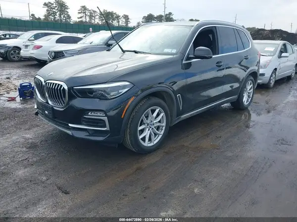 5UXCR6C05M9G14031 2021 BMW X5 - Image 2