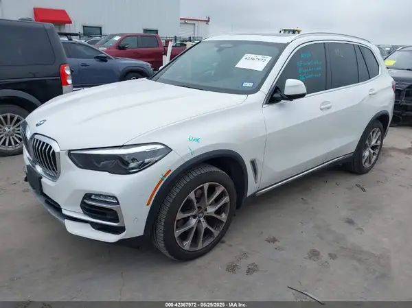 5UXCR6C05M9G52245 2021 BMW X5 - Image 2