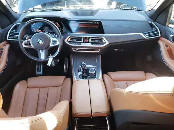 5UXCR6C05M9H32659 2021 BMW X5 - Image 8