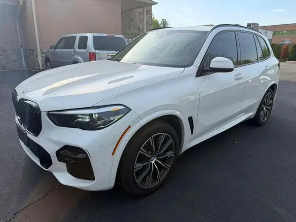 5UXCR6C05N9L04217 2022 BMW X5 - Image 1