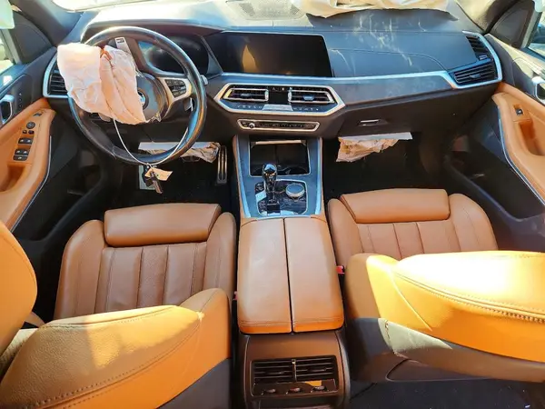 5UXCR6C05N9L15363 2022 BMW X5 - Image 8