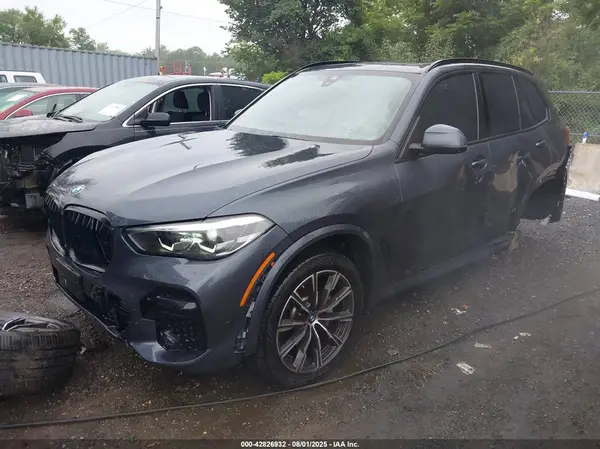 5UXCR6C05N9L89754 2022 BMW X5 - Image 2