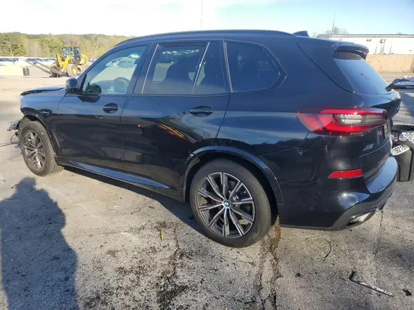 5UXCR6C05N9M49452 2022 BMW X5 - Image 2