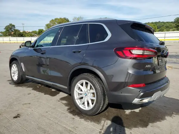 5UXCR6C05P9N94896 2023 BMW X5 - Image 2
