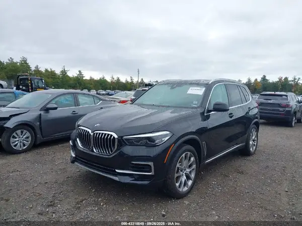 5UXCR6C05P9R78824 2023 BMW X5 - Image 2