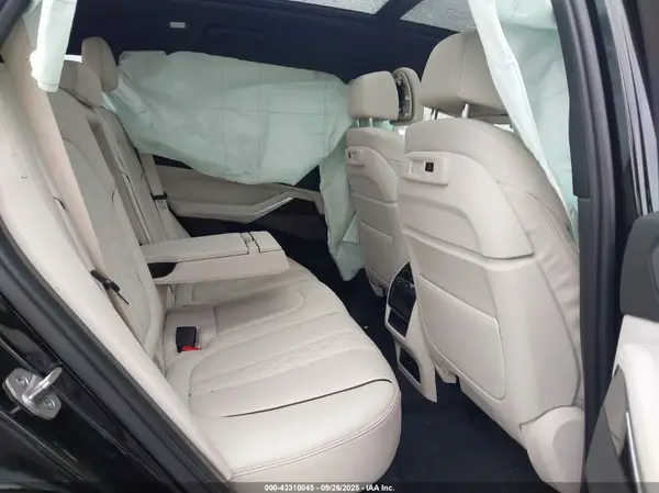5UXCR6C05P9R78824 2023 BMW X5 - Image 8