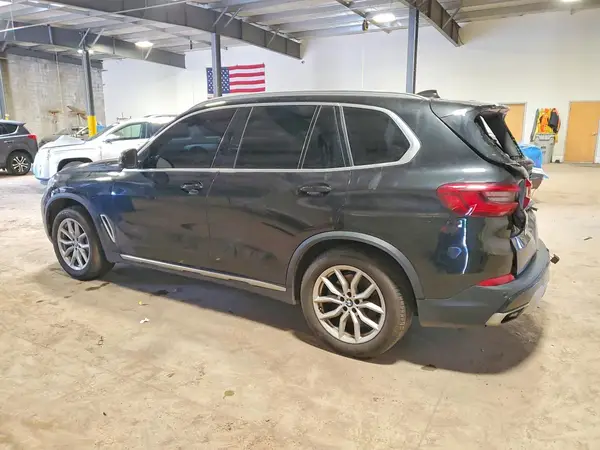 5UXCR6C06L9B54716 2020 BMW X5 - Image 2