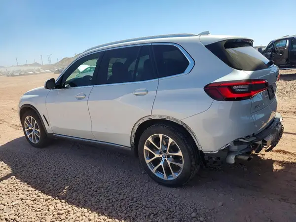 5UXCR6C06L9B88901 2020 BMW X5 - Image 2