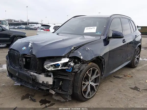 5UXCR6C06L9C29835 2020 BMW X5 - Image 2