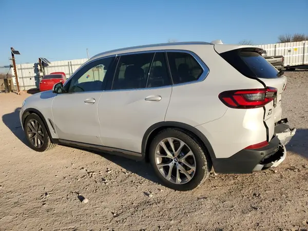 5UXCR6C06L9C55626 2020 BMW X5 - Image 2