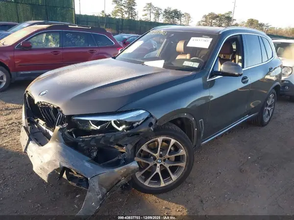 5UXCR6C06L9D47805 2020 BMW X5 - Image 2