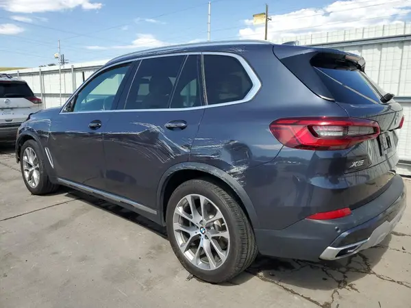 5UXCR6C06LLL75359 2020 BMW X5 - Image 2