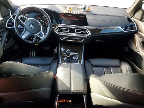 5UXCR6C06LLL75510 2020 BMW X5 - Image 8