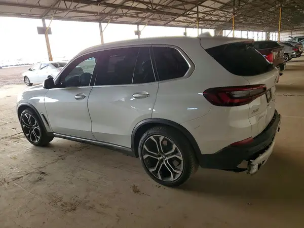 5UXCR6C06M9E01721 2021 BMW X5 - Image 2