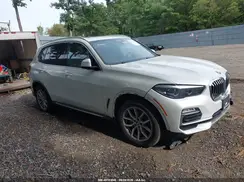 5UXCR6C06M9E81781 2021 BMW X5