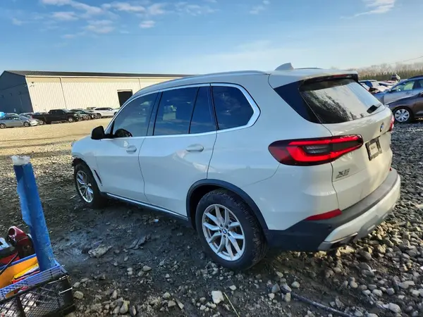 5UXCR6C06M9E85605 2021 BMW X5 - Image 2