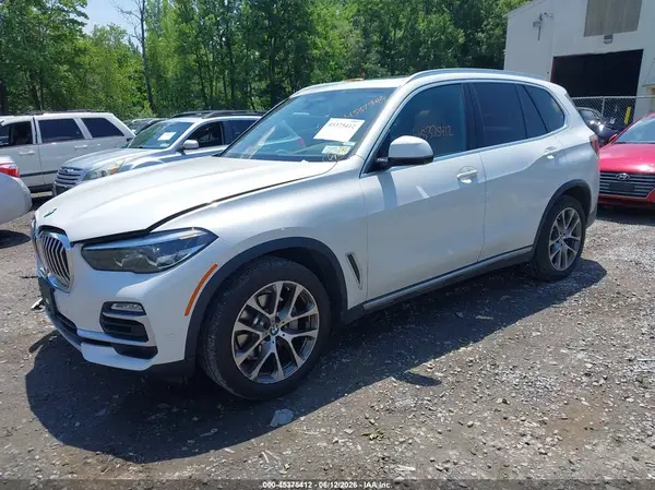 5UXCR6C06M9F48685 2021 BMW X5 - Image 2