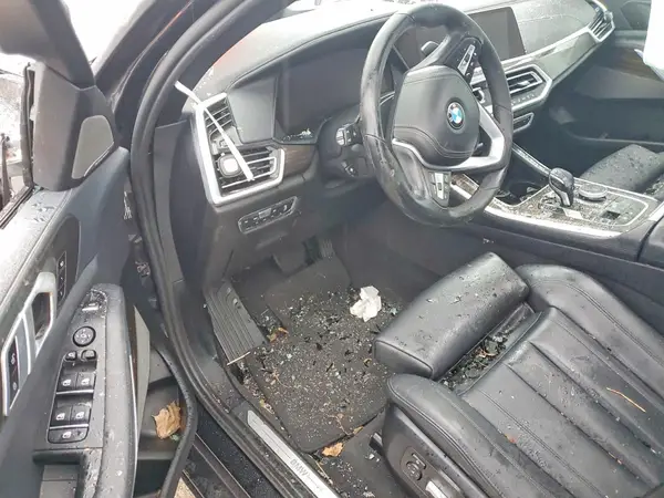 5UXCR6C06M9G15432 2021 BMW X5 - Image 8
