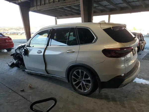 5UXCR6C06M9G47443 2021 BMW X5 - Image 2