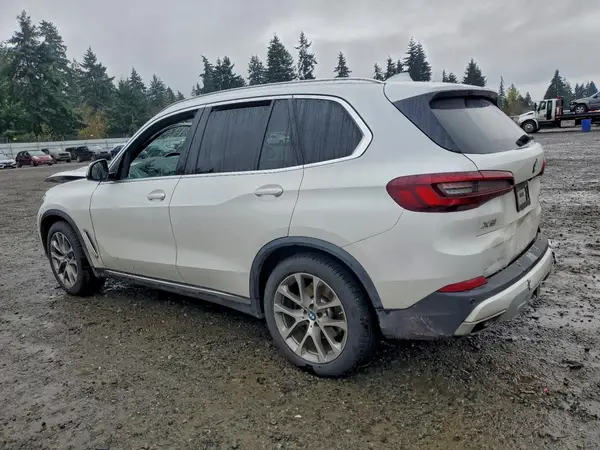 5UXCR6C06M9H26790 2021 BMW X5 - Image 2