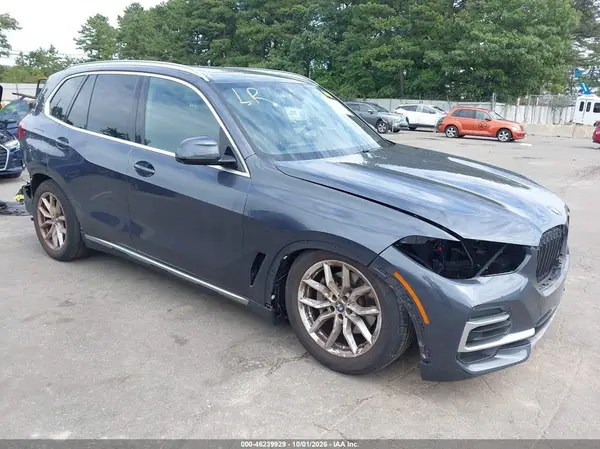 5UXCR6C06N9J27452 2022 BMW X5 - Image 1