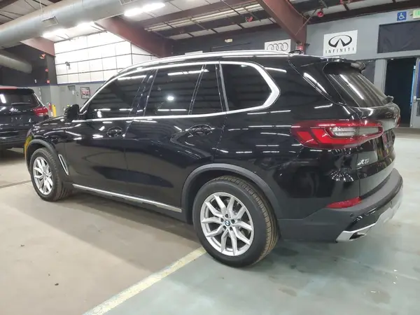 5UXCR6C06N9K65380 2022 BMW X5 - Image 2