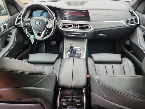 5UXCR6C06N9K67825 2022 BMW X5 - Image 8