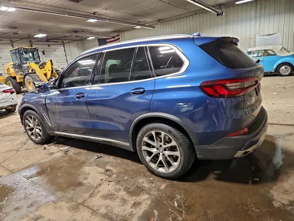 5UXCR6C06N9L76527 2022 BMW X5 - Image 2