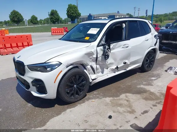 5UXCR6C06N9L91867 2022 BMW X5 - Image 2